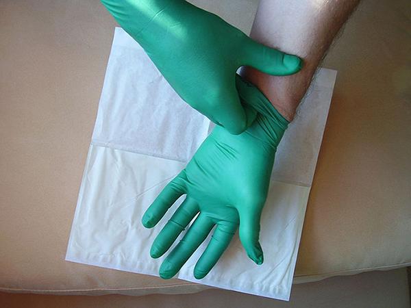 مهمترین ویژگی های دستکش های جراحی